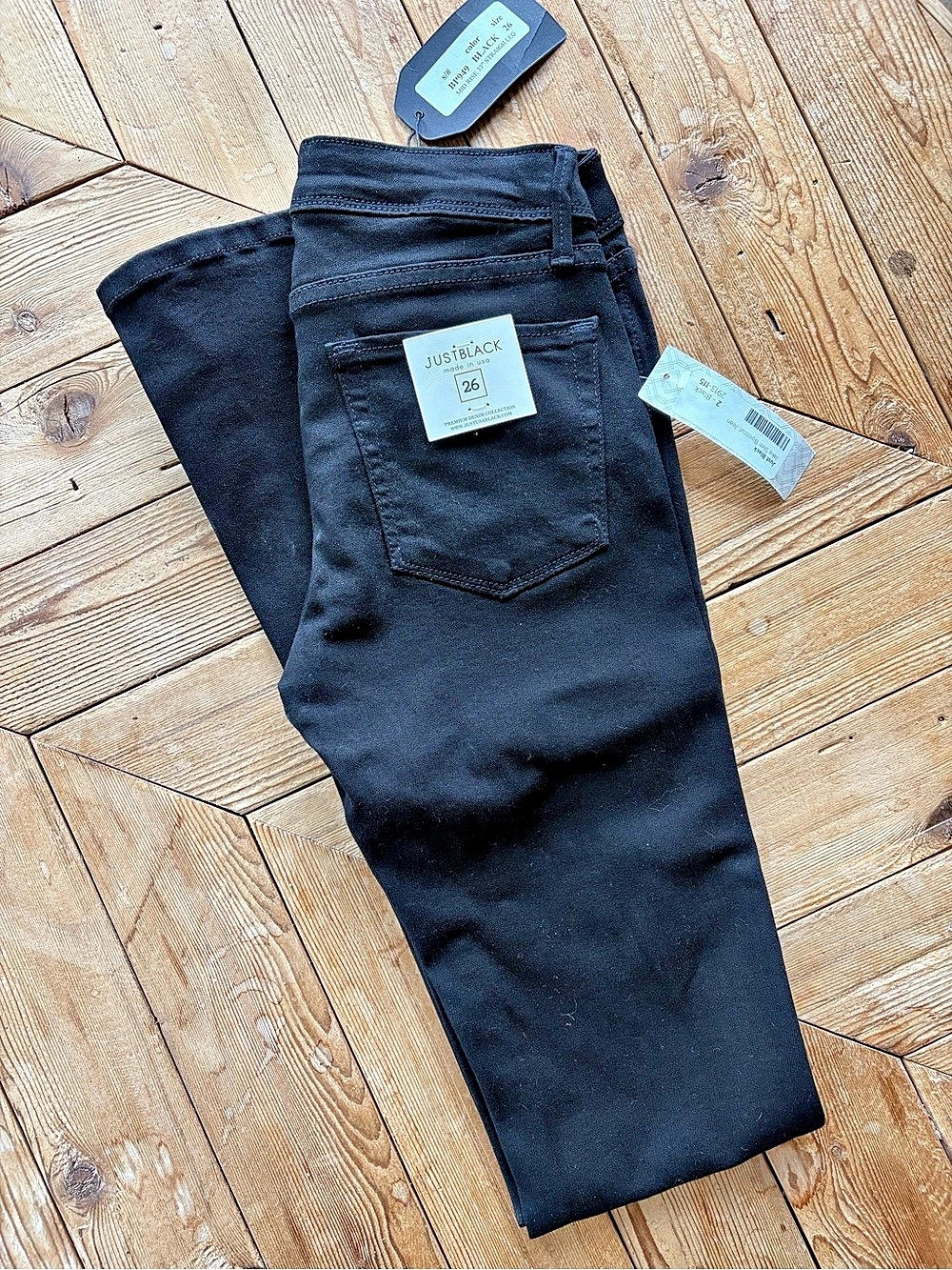 Just Black Jake Slim Bootcut Jean Skinny Jeans in Black Waist 26 (size 2) NWT